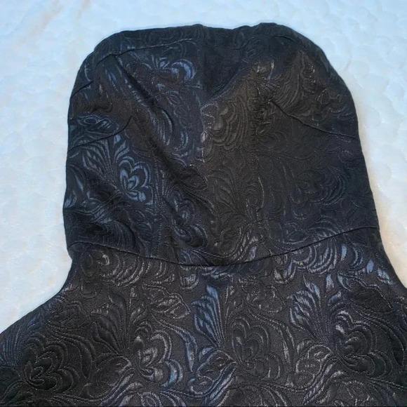 New Express Strapless Fit & Flare Little Black Dress 8 - Picture 2 of 12